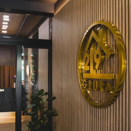 Hotel 219 *