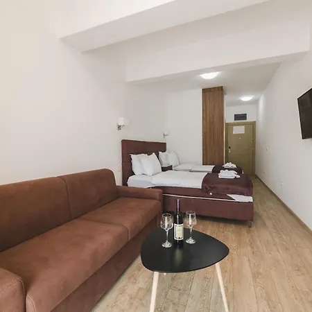 219 Hotel